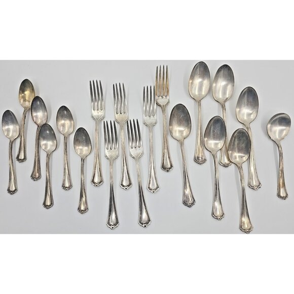 WM. A. Rogers SXR Silverplated Mixed Lot 19 Pc Spoons Forks Replacements Vtg - Picture 1 of 13